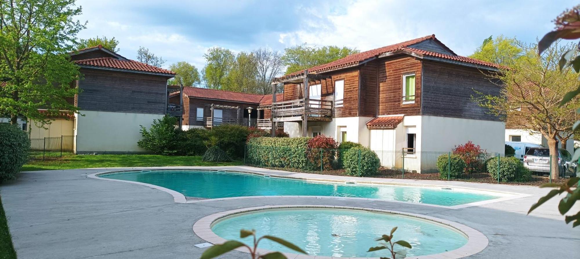 Les Terrasses Du Lac Piscine Et Vue Lac A4 Aureilhan  Exterior photo